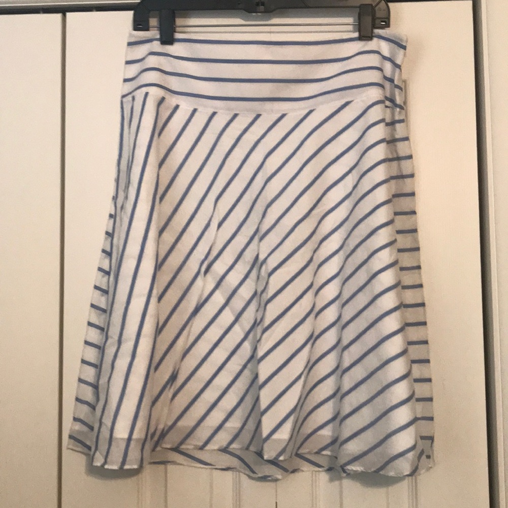 High waist skirt